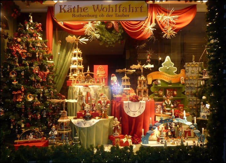 A warm and cosy Christmas toy display in Bruges