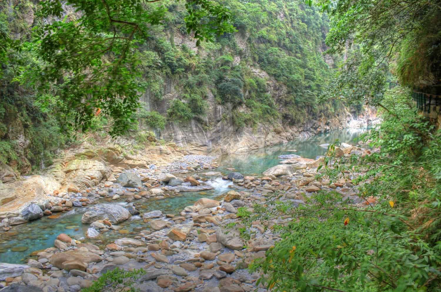 Rivers and jungle in Taroko Gorge