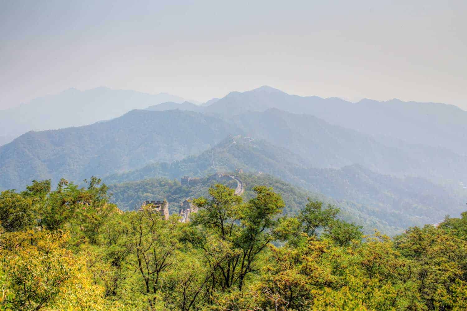 haze over great wall of china