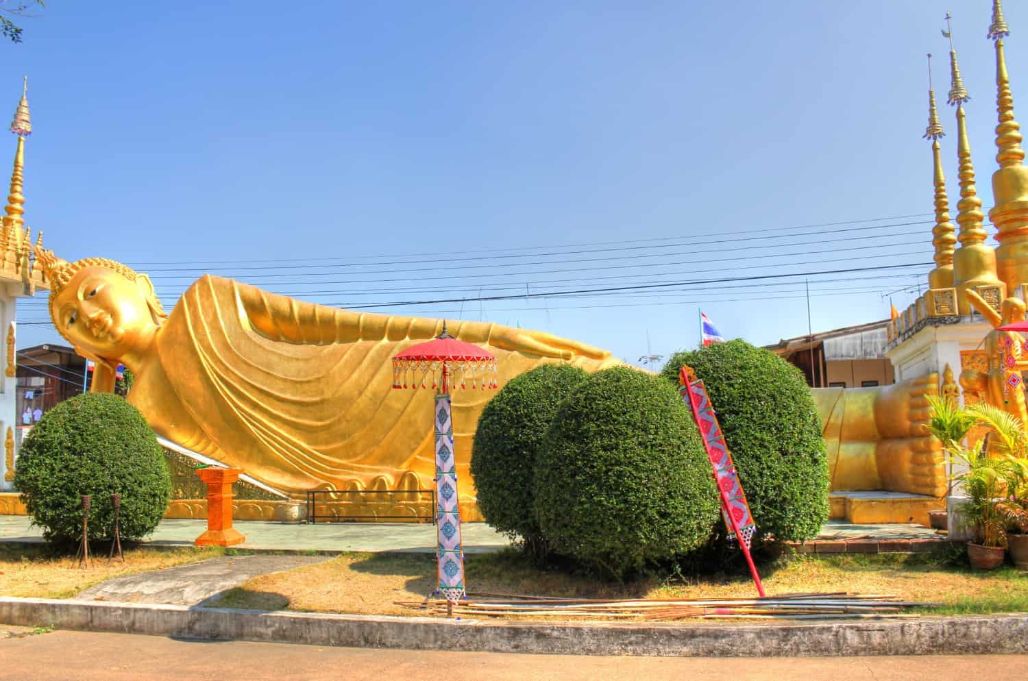 Reclining Buddha in Phrae