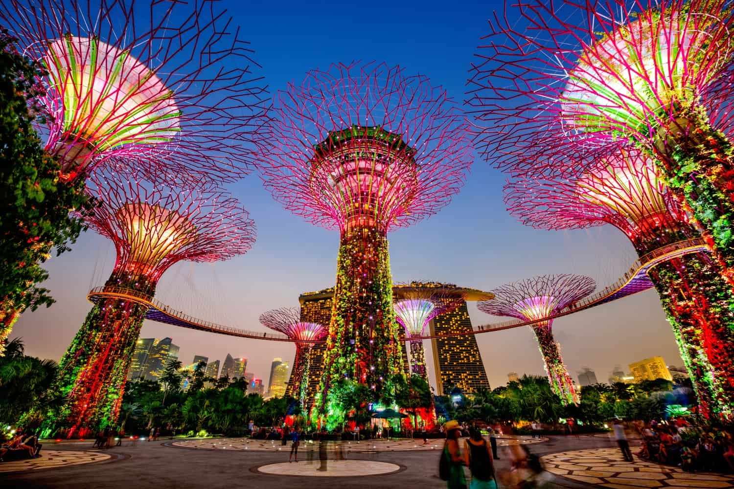 singapore tourist cost