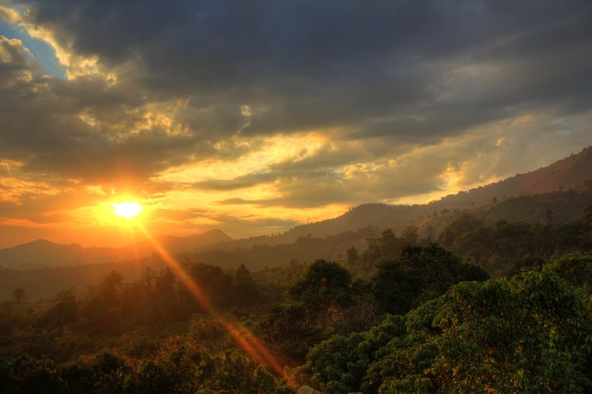 phu lang ka sunset