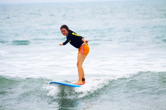 learning to surf in kuta bali
