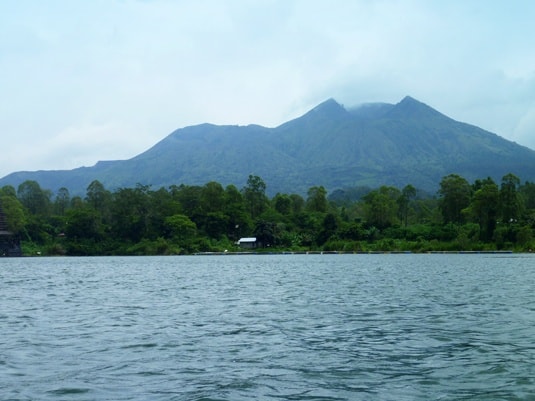 mount batur bali canoeing lake