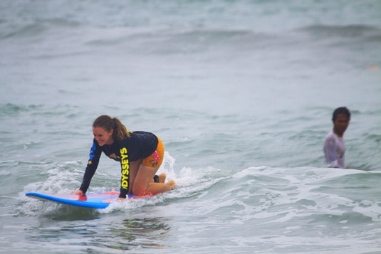 learning to surf in kuta bali