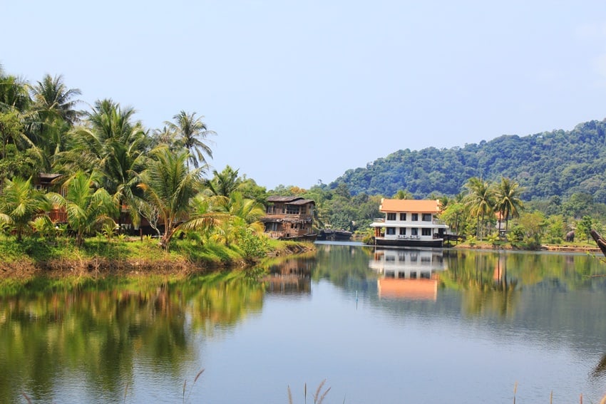 koh chang resort lake