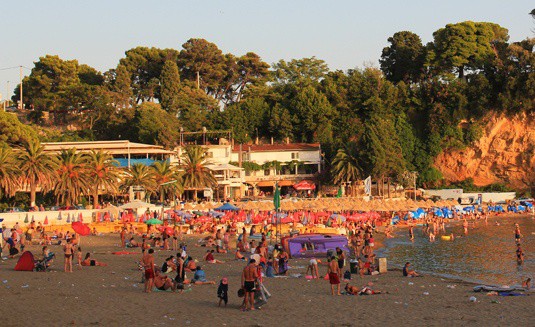 Crowded beach in Ulcinj Crowded beach in Ulcinj
