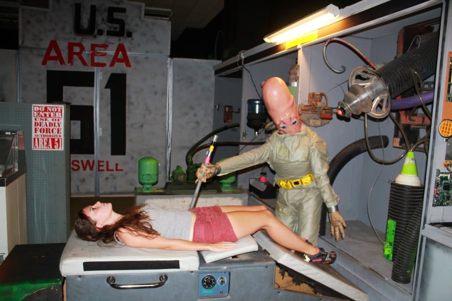 alien autopsy at roswell