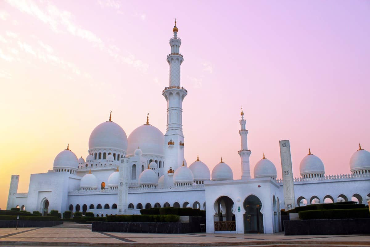 Sheikh Zayed Mosque at sunset