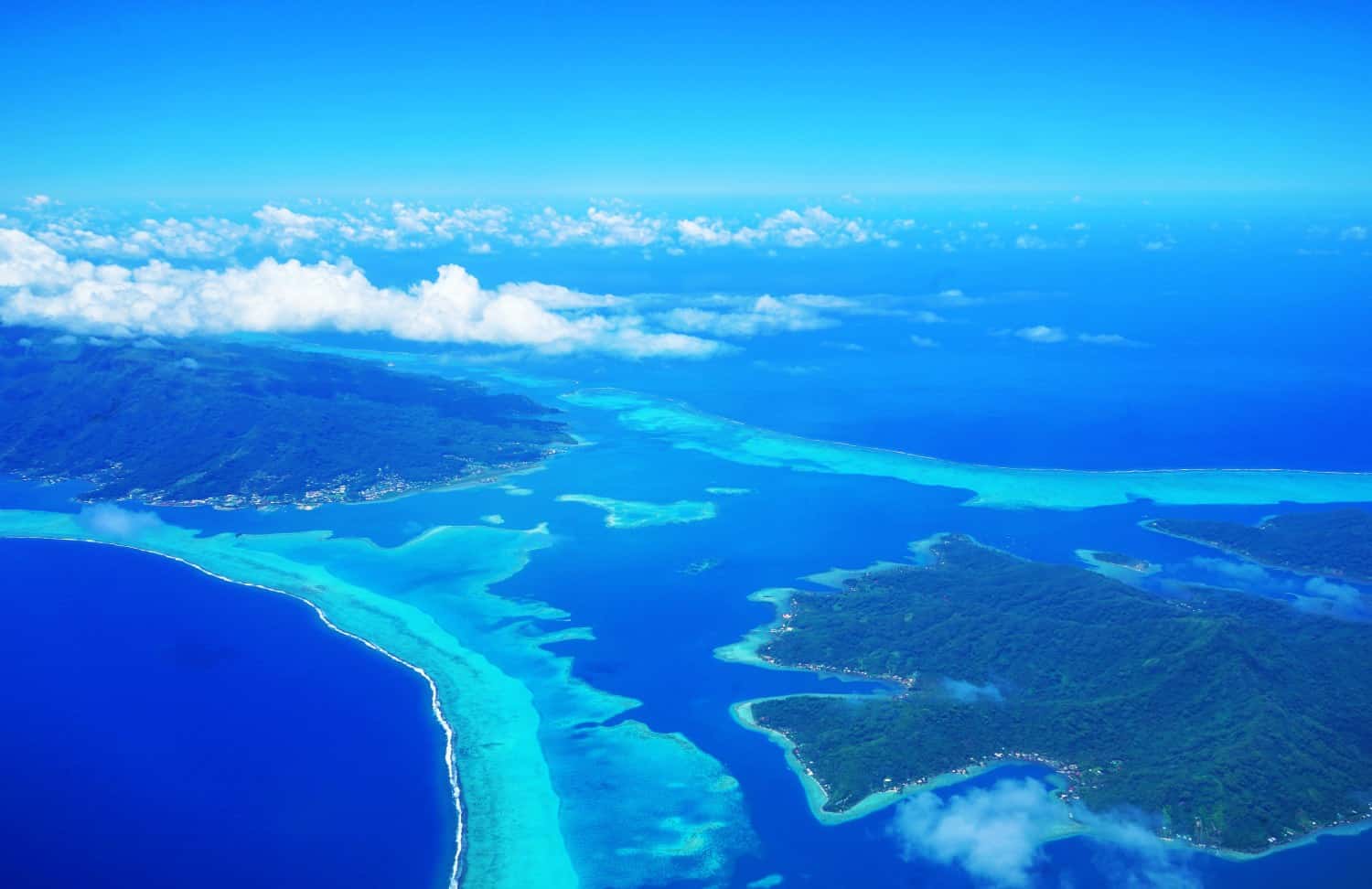 Flying in French Polynesia is always spectacular!