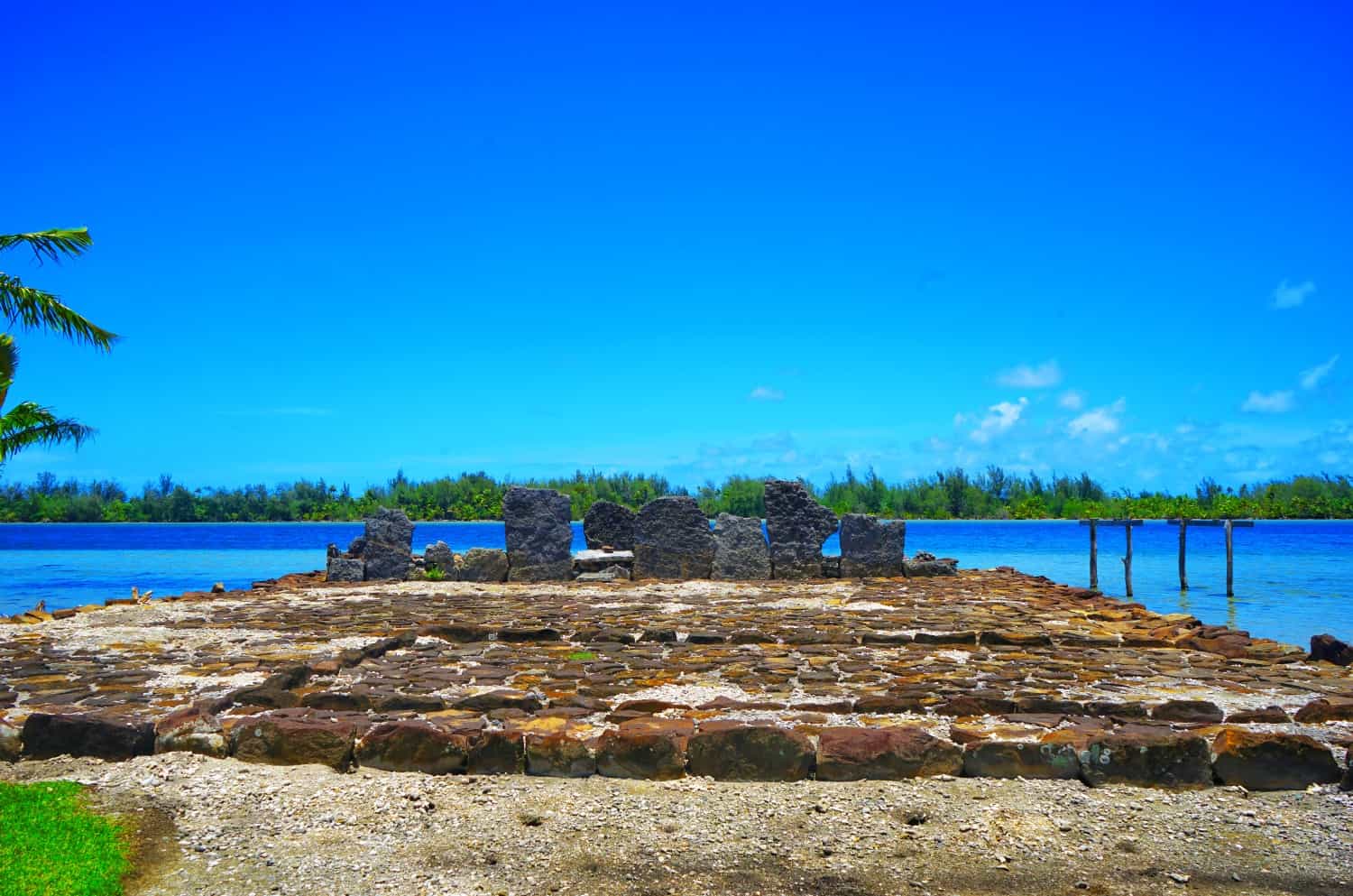 huahine ruins