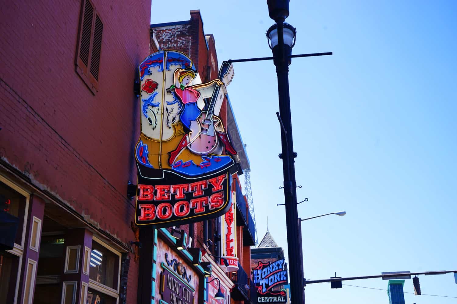 I don't have any photos of East Nashville, so here's one of the downtown area, which was full of cowboy boots stores!