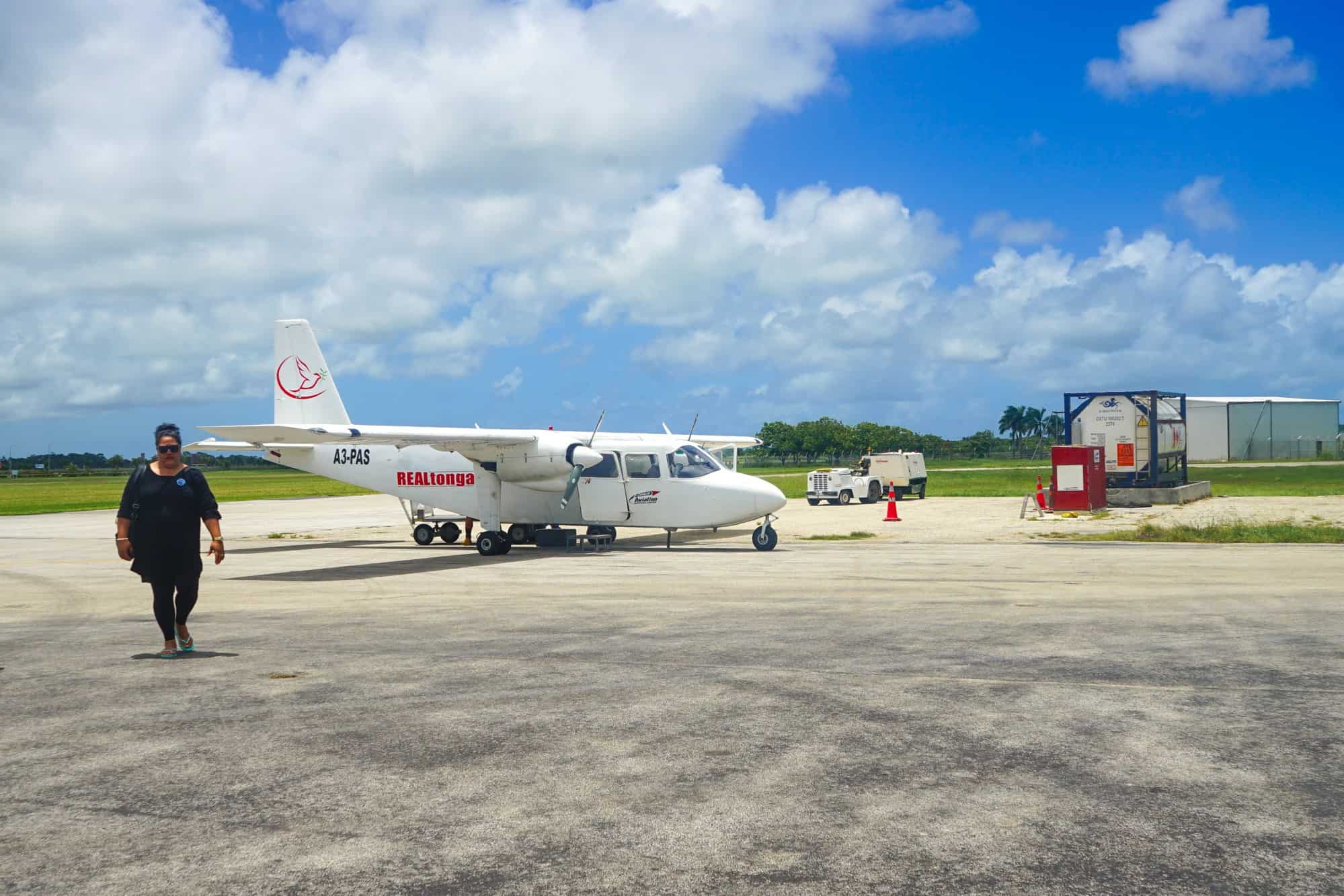 Real Tonga plane from Tongatapu to Eua-1