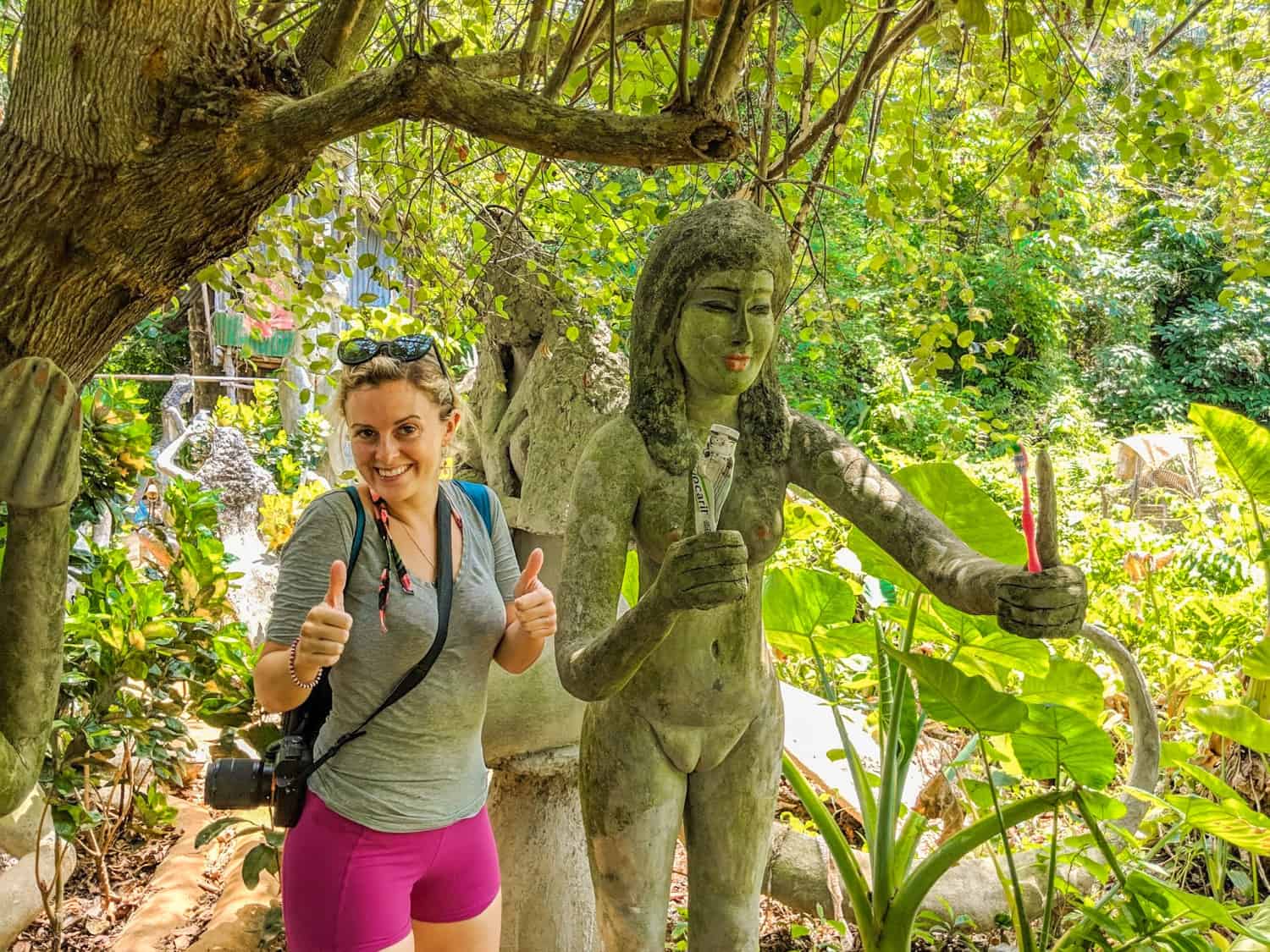 Girl with naked sculpture