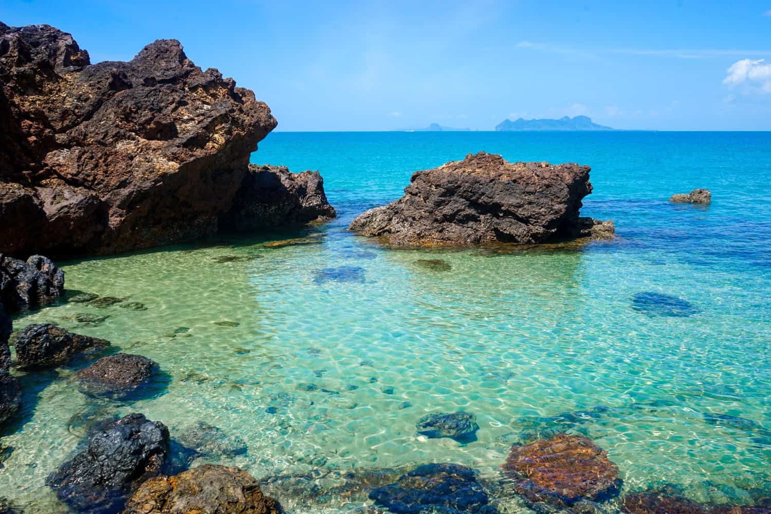 Sea on Koh Libong