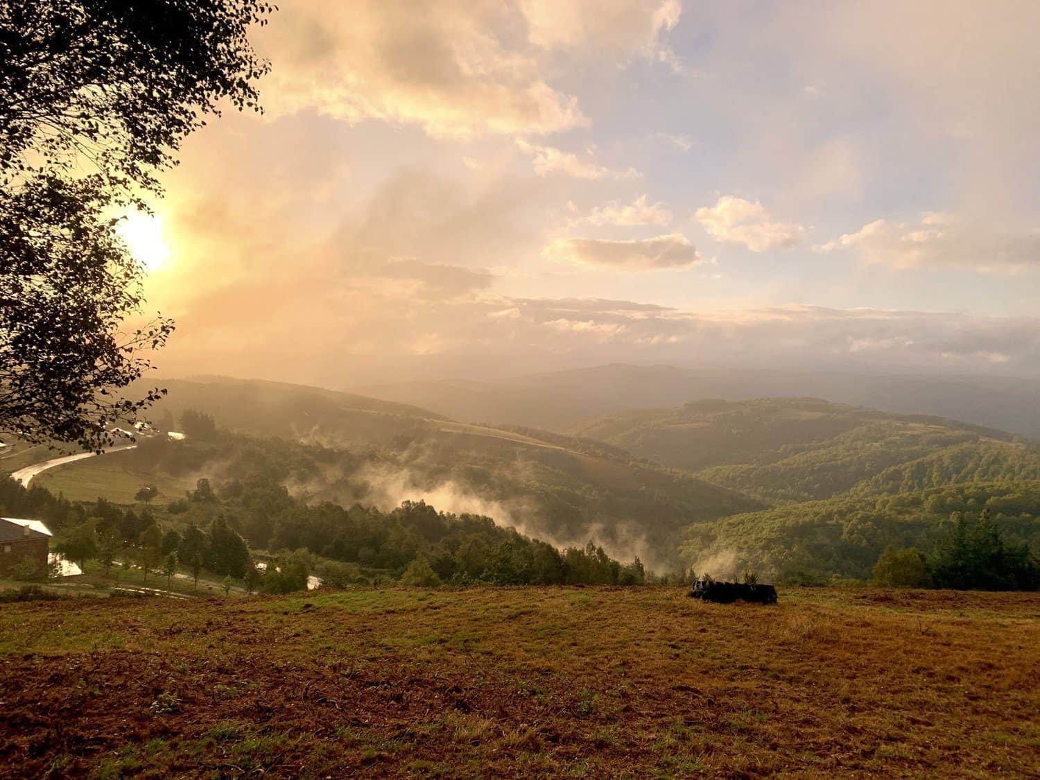 sunrise on the camino primitivo