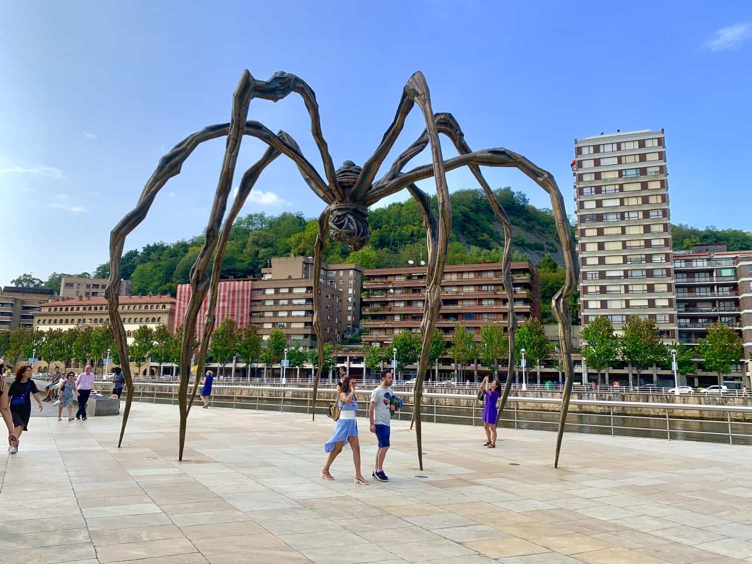 Spider sculpture in Bilbao