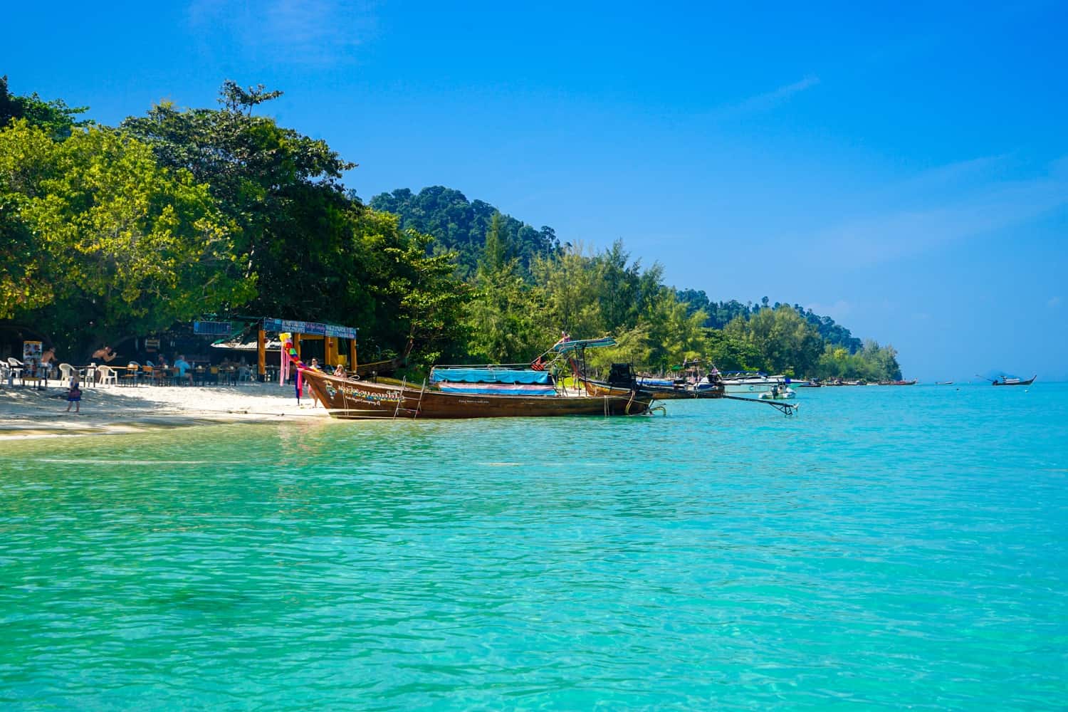 Koh Ngai clear water