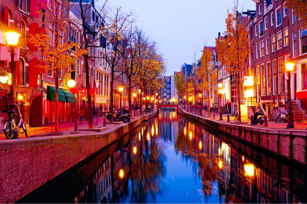 amsterdam europe trip itinerary