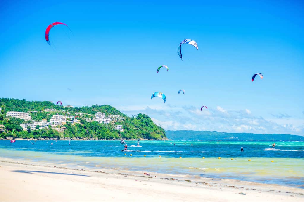 tourist spot in philippines boracay