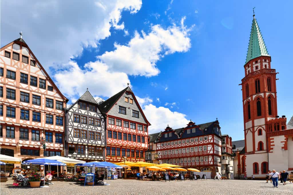 places to visit in frankfurt in december