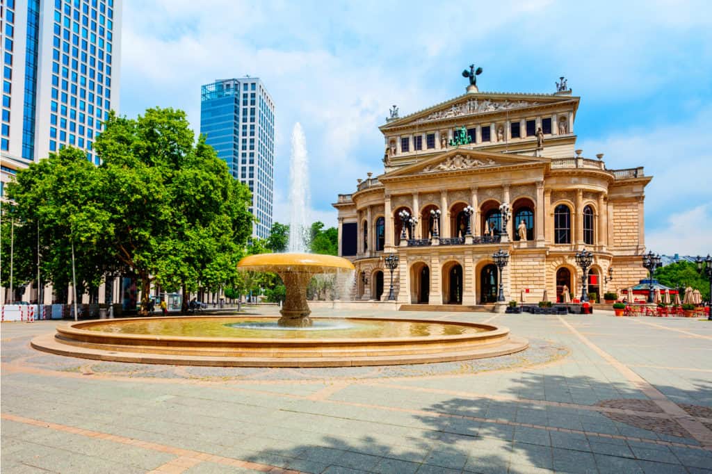 places to visit in frankfurt in december