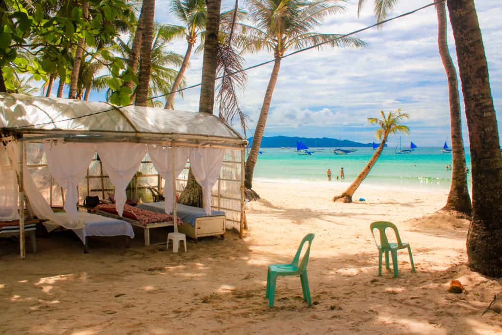 tourist spot in philippines boracay