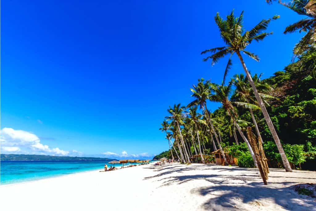 tourist spot in philippines boracay