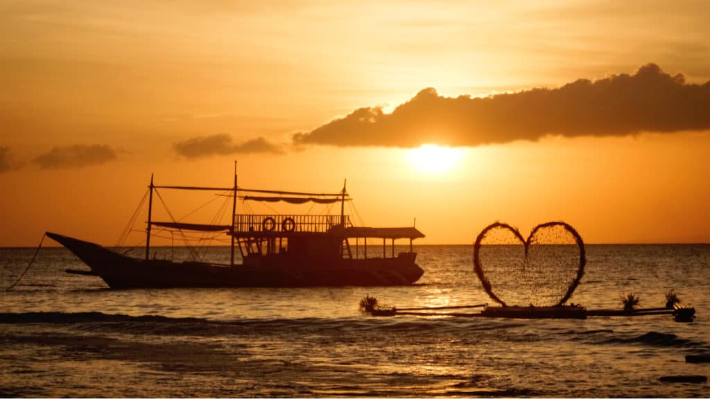 tourist spot in philippines boracay