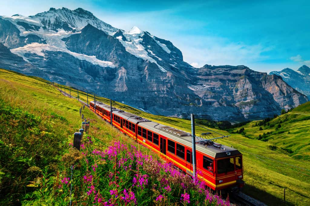 cost of travel to switzerland