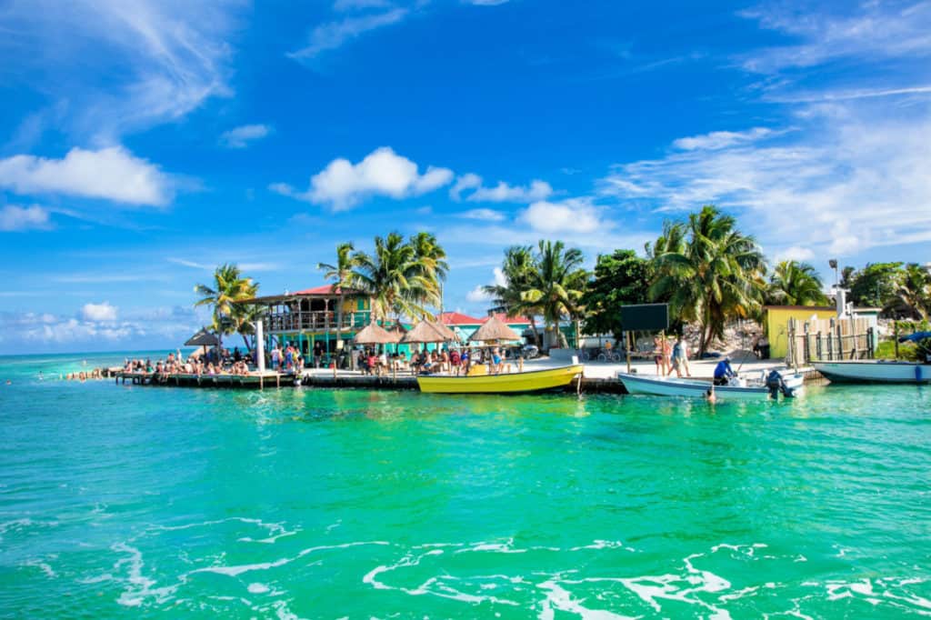 how to travel to belize