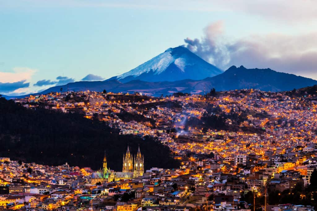 best time to visit quito ecuador