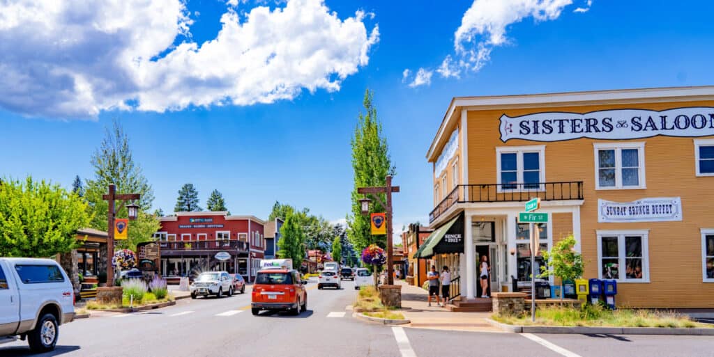 places to visit in bend oregon