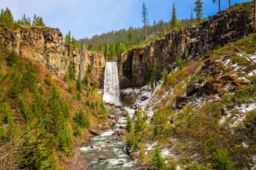 places to visit in bend oregon